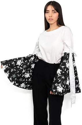 ALESIA DESIGNS. Floral Print Bell Sleeve Shirt (M/L)