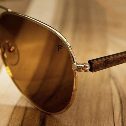 Gafas de sol Fento Chopper Design hechas a mano en metal y madera. Estilos variados (amarillo, teca)